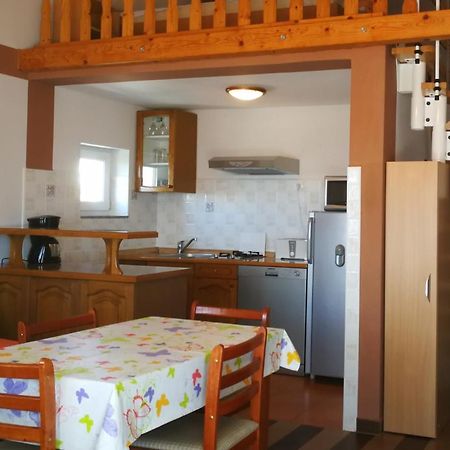 Apartments With A Parking Space Novi Vinodolski - 15823 מראה חיצוני תמונה