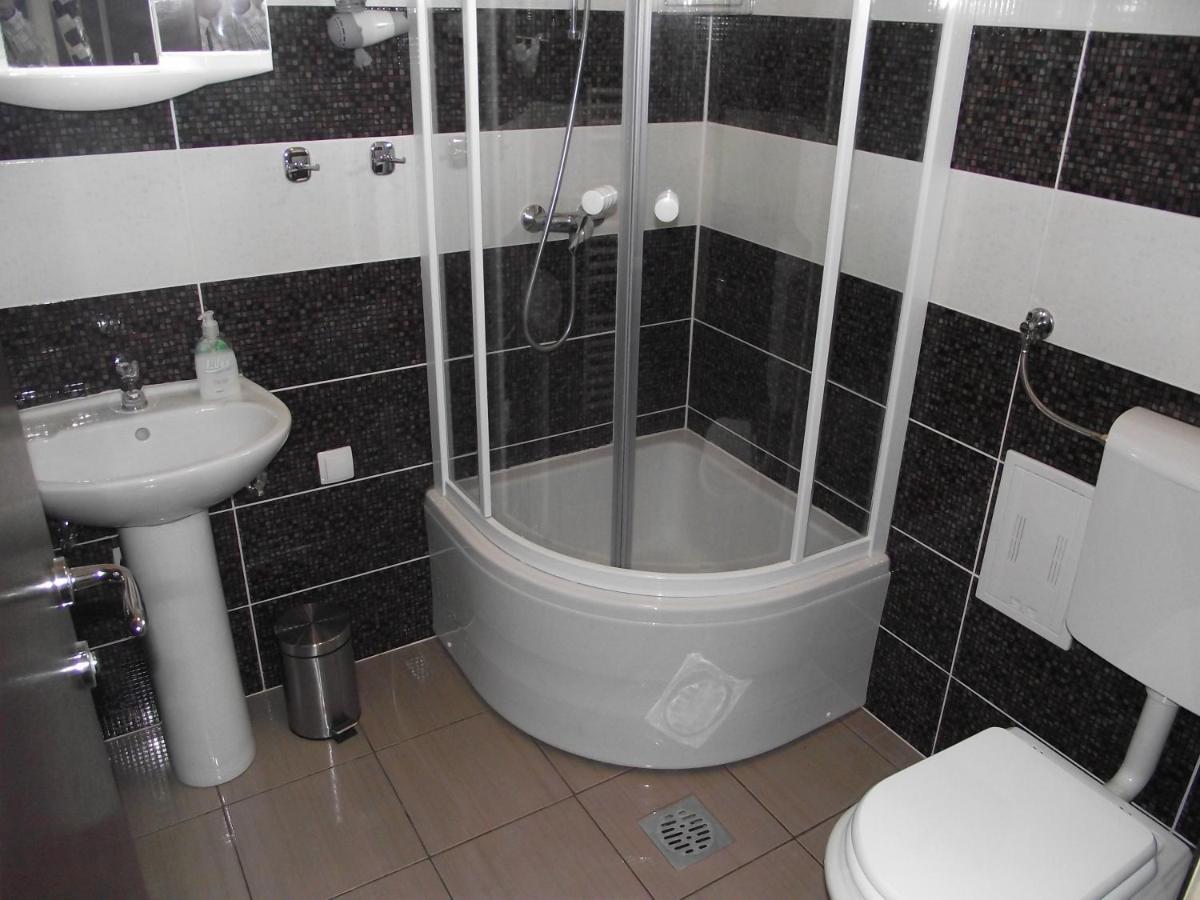 Apartments With A Parking Space Novi Vinodolski - 15823 מראה חיצוני תמונה