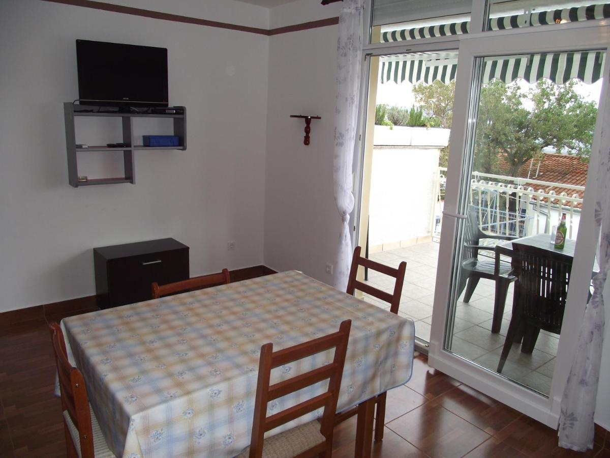 Apartments With A Parking Space Novi Vinodolski - 15823 מראה חיצוני תמונה